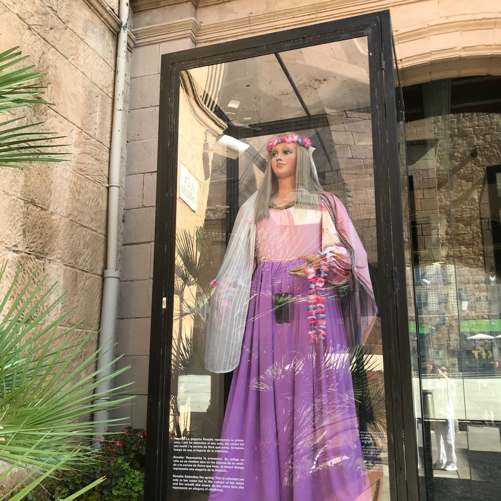 Meet your Posher, Lena